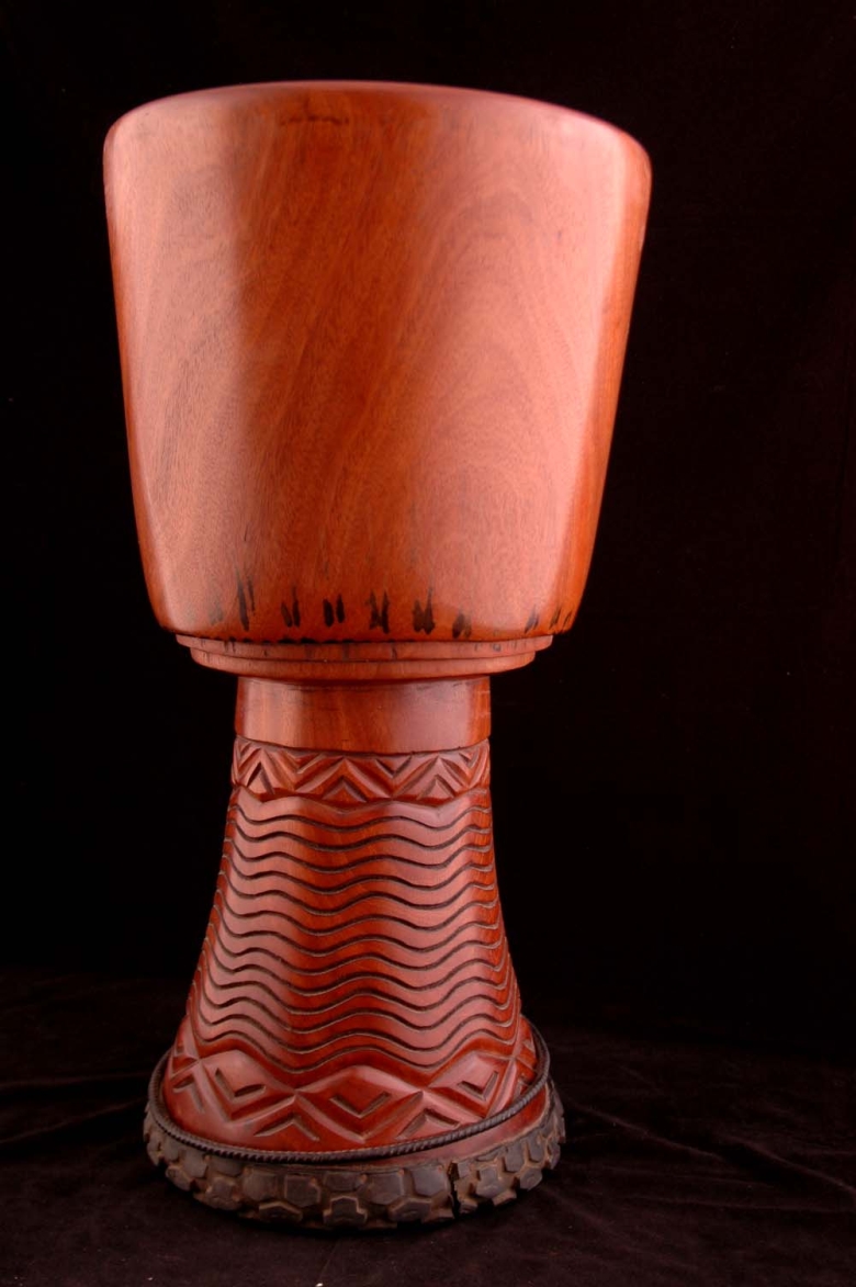 djembe_from_guinea_to_buy_in_europe